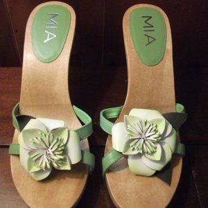 MIA Size 9 Womens 4'' heel Sandals -New w/out box- runs small (Early 2000's)